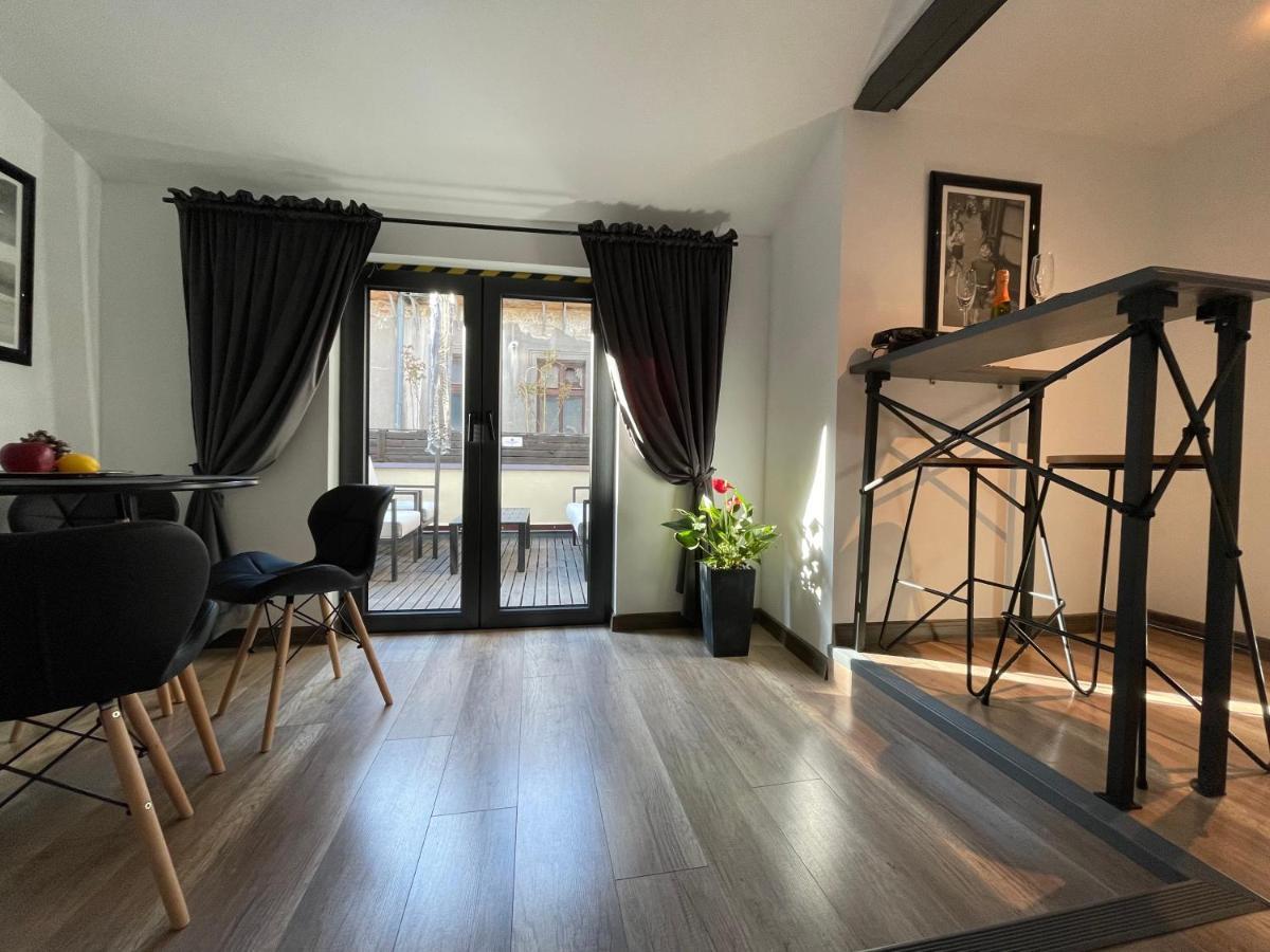 Apartament Podcienie Z Tarasem Bielsko-Biala Old Town エクステリア 写真