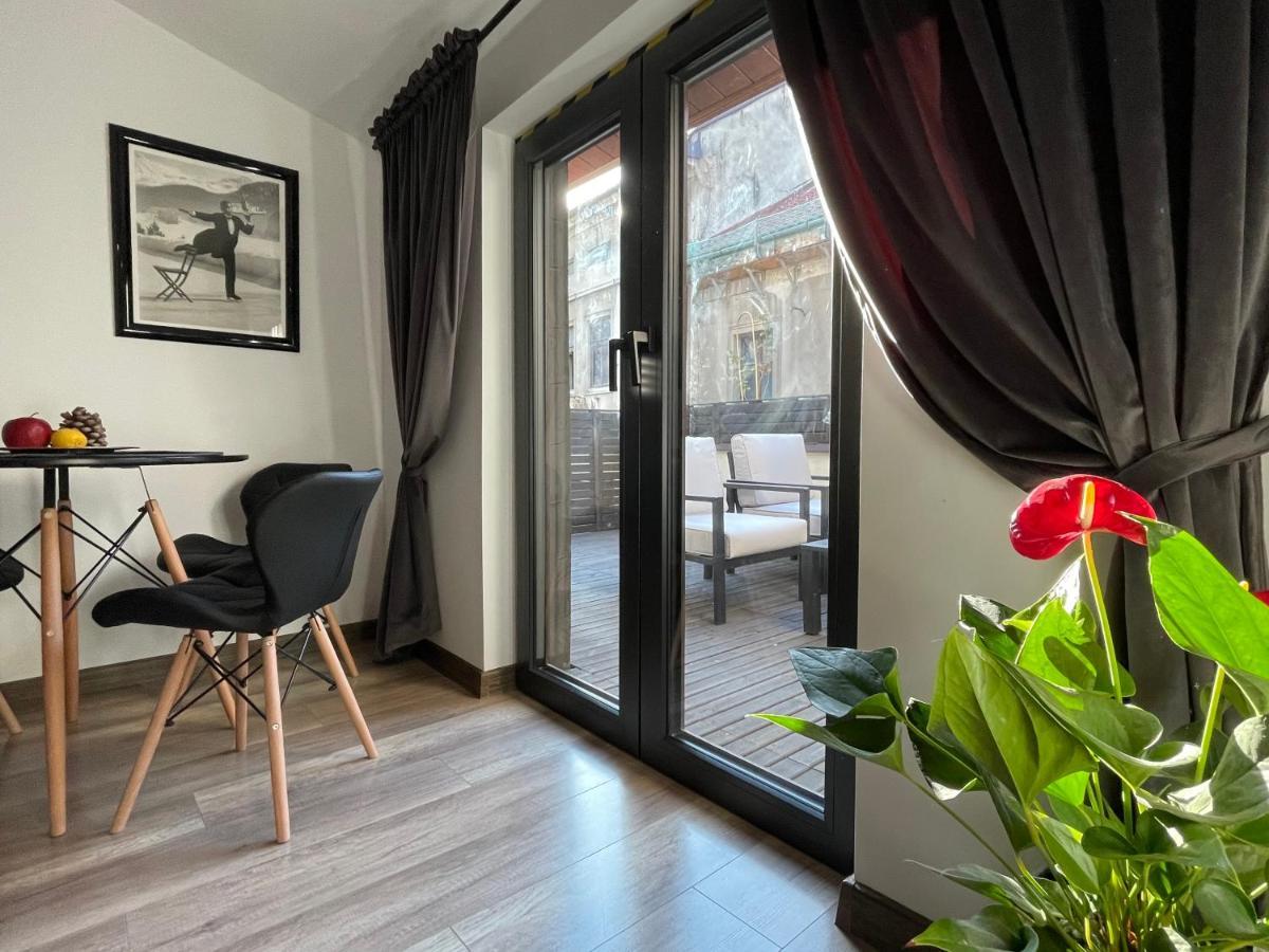 Apartament Podcienie Z Tarasem Bielsko-Biala Old Town エクステリア 写真