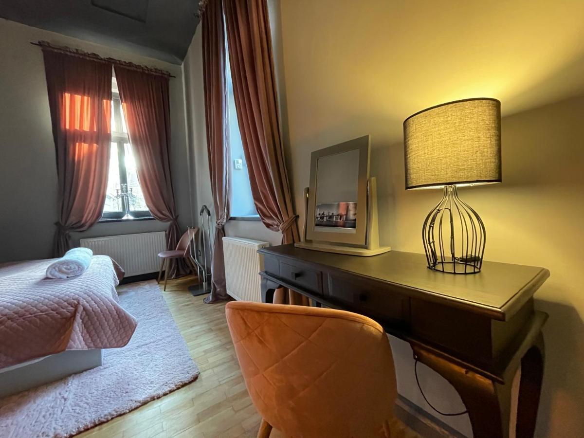 Apartament Podcienie Z Tarasem Bielsko-Biala Old Town エクステリア 写真