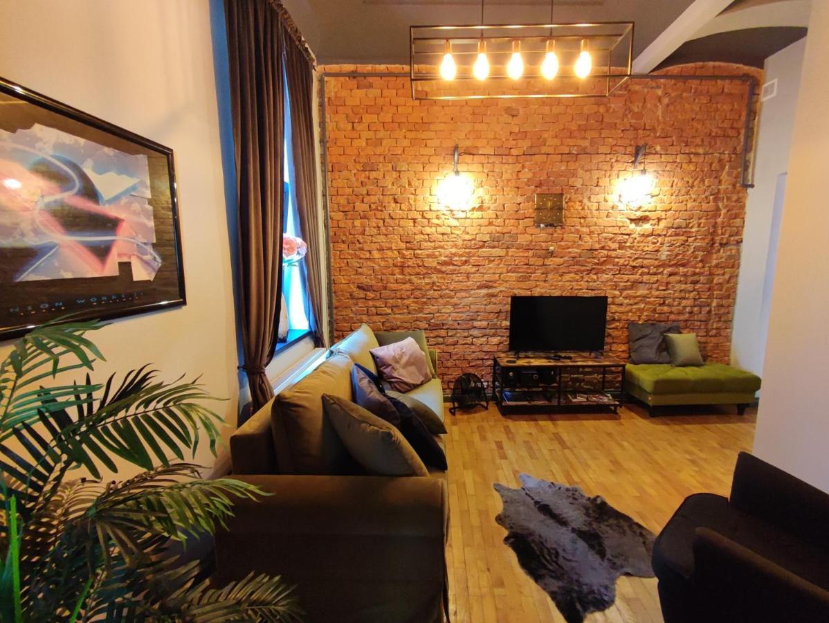 Apartament Podcienie Z Tarasem Bielsko-Biala Old Town エクステリア 写真